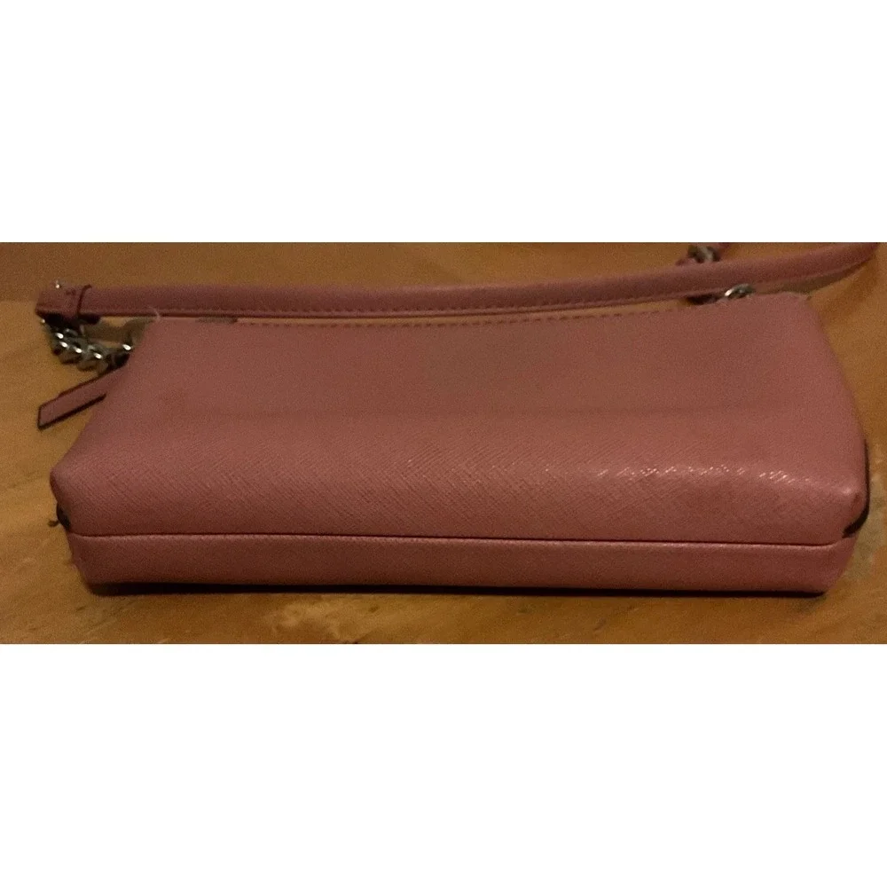 Calvin Klein‎ Cross Body Pink/Rose Purse With Chain On Strap